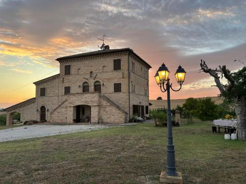 Monte San Giusto Casa | Casale di Campagna