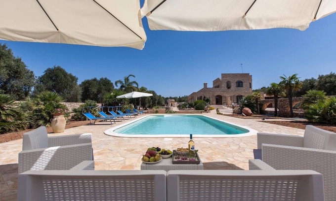 Galatone Villa | 296 Casale Tre Petre