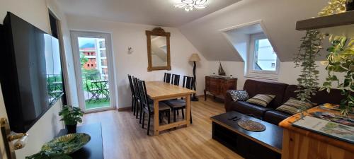Annecy-le-Vieux Apartamento | CasaMoro Albigny : détente à 2 pas du lac d'Annecy