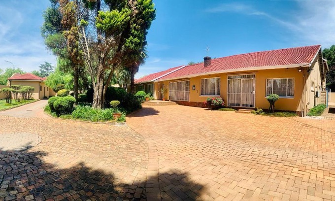 Bedfordview Casa | Casas Navio Guest House