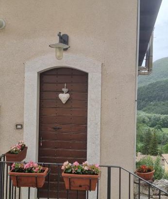 Villetta Barrea Casa | Casavacanza al castello 2
