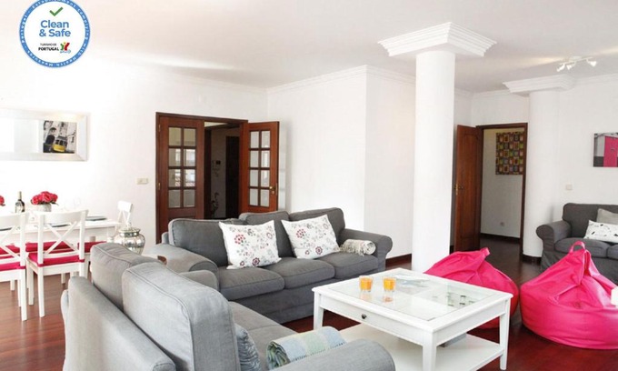 Cascais Apartamento | Cascais Guia’s Gorgeous & Spacious Apartment