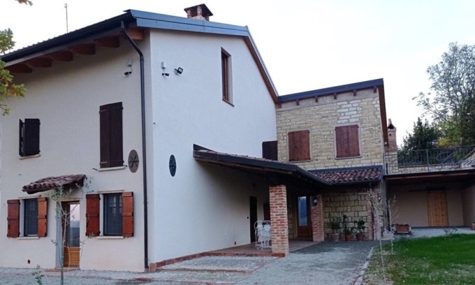 Treville Cama Y Desayuno | Cascina Sortina country House