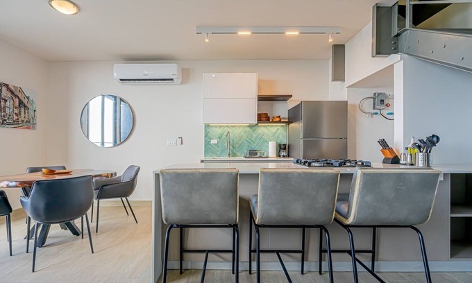 Santa Ana Apartamento | Casco View Life - Penthouse. 2 Bedrooms 2.5 Bath