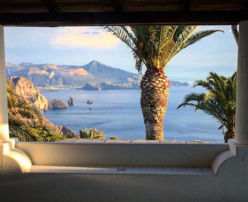Lipari Casa | Case Quattrocchi - Giardino e Terrazzi con vista Panoramica sul Mare, Etna e Vulcano