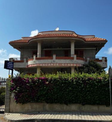 Parghelia Apartamento | Case Vacanze Giardino