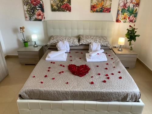 Casagiove Cama Y Desayuno | Caserta Royale Apartment
