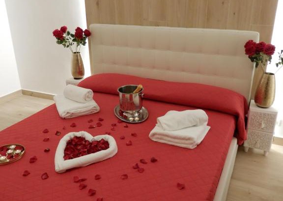 Casagiove Cama Y Desayuno | Caserta Royale Suite