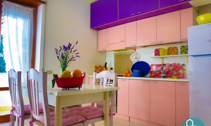 Minturno Apartamento | CASESCAURI - Vacantion Rentals VIOLETTA ¡A 100 metros del mar!