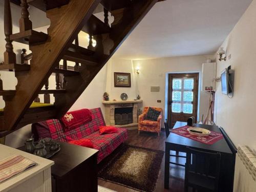 Pescasseroli Casa | Casetta con camino in centro