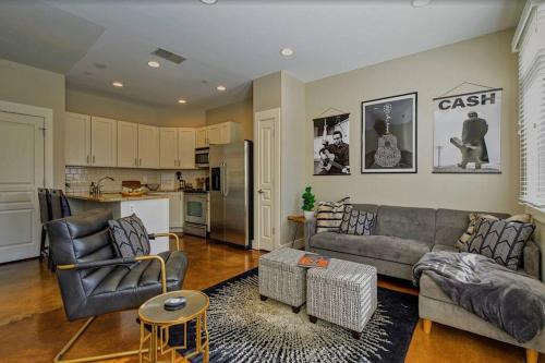 West End Apartamento | Cashville - Stylish Condo Minutes from Broadway