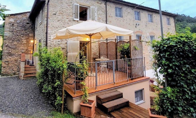 Pieve di Compito Villa | Casina Laura
