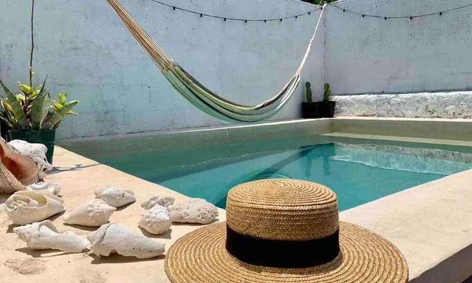 Centro Casa | Casita azul colonial en el centro de Mèrida.