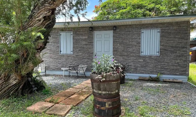 Puerto Nuevo Casa | Casita Eucalipto with Pool and close to Beach