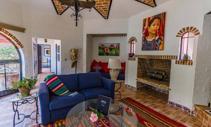 Ajijic Casa | Casita - Confort, calidad, privacidad para dos.