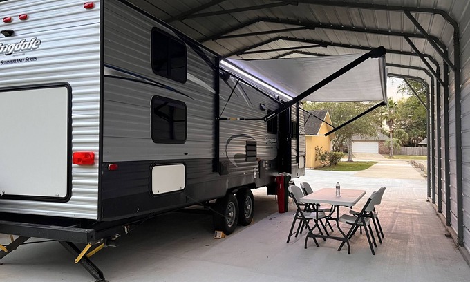 Denham Springs Alquiler De RV | Casita! Great Location 4 mins from I-12 17 miles LSU Tiger Stadium
