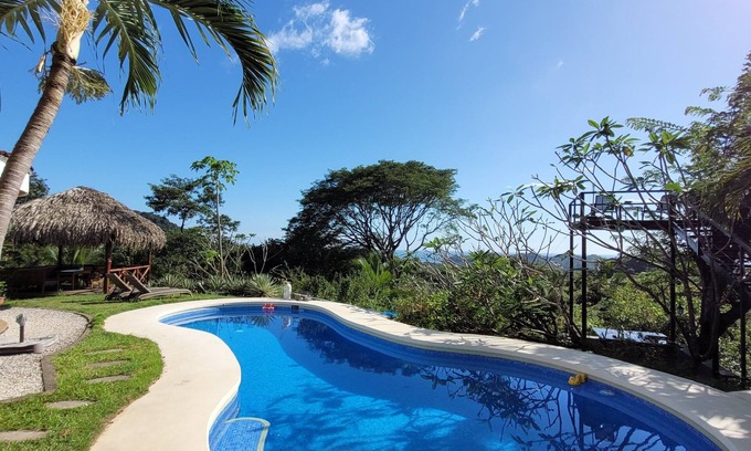 Sámara Cabina | Casita in the jungle with shared oceanview terrace