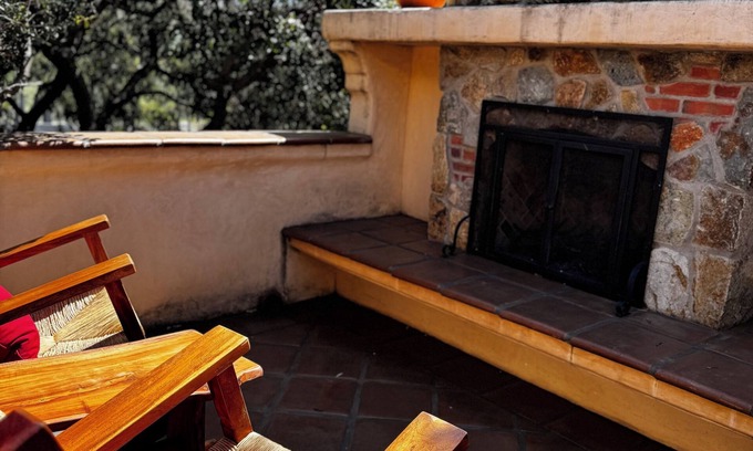 Vista Casa | Casita on the Hill! Charming home with California Outdoor Living