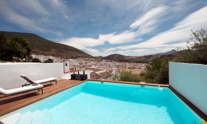 Algodonales Casa | Casita con excelentes vistas y piscina privada.