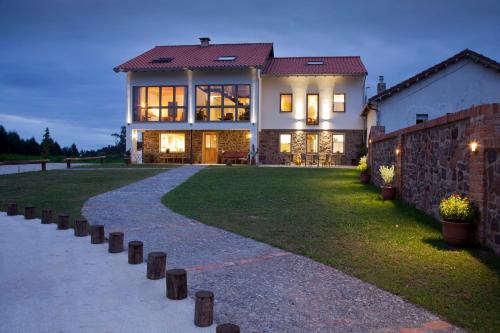 Carreño Cama Y Desayuno | Casona Canto Llano