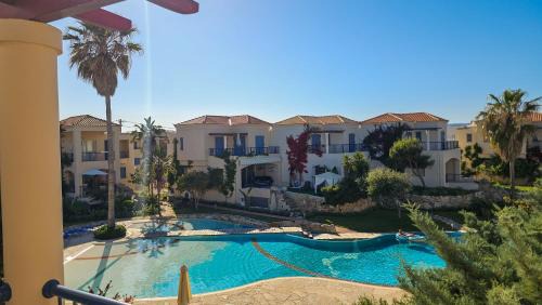 Maleme Apartamento | Cassiopeia 5 Bedroom Villa on beach with pool