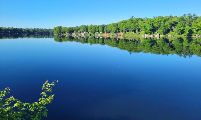 Newaygo Apartamento | Castaway Cottage on Croton Pond #3