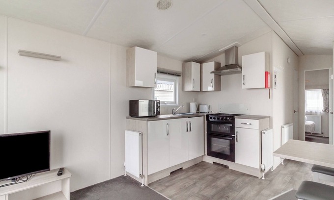 Bacton Casa | Castaways Oyster 10 (Pet)