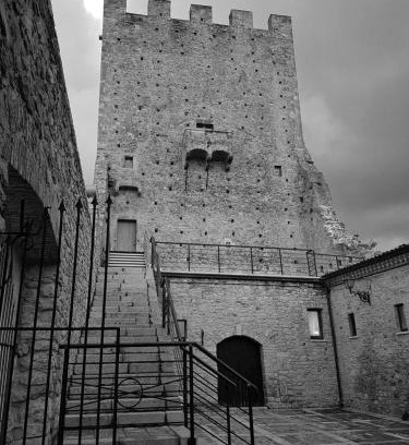 Pietramontecorvino Casa | Castel di Pietra