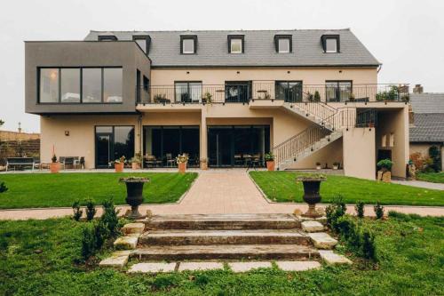 Fey Casa | Castel Féy