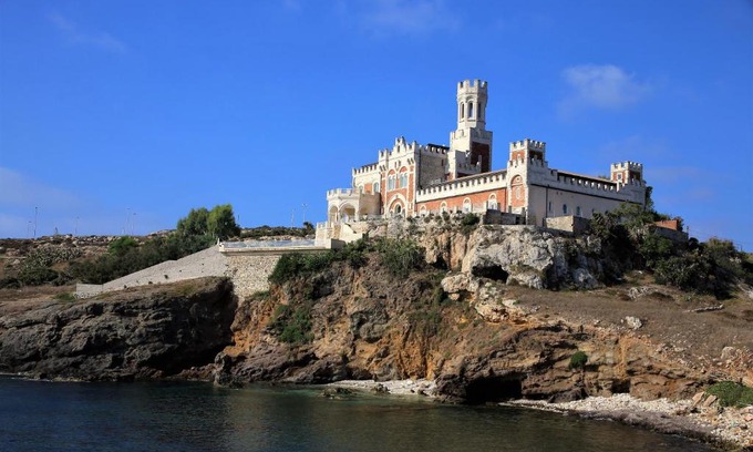 Portopalo di Capo Passero Hotel | Castello Tafuri