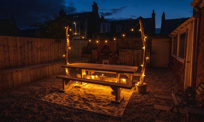Broughty Ferry Casa | Castle Beach - Magnificent Victorian Villa in Broughty Ferry