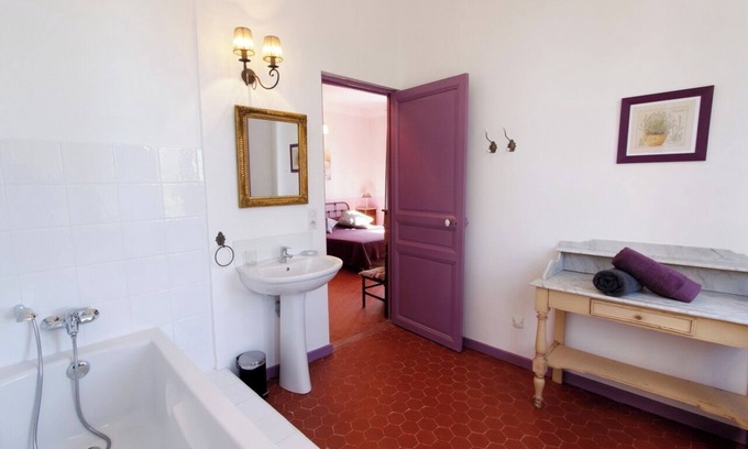 Carces Otro | Castillo para 12 personas con piscina