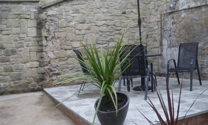 South Charlton Casa | Castle Gate Guest House