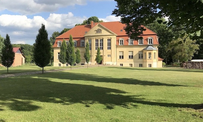 Heiligengrabe Otro | CASTLE GRABOW BÖSENDORFER APARTMENT