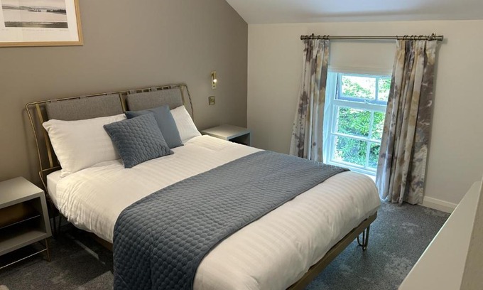 Irvinestown Hotel | Castle Irvine Estate