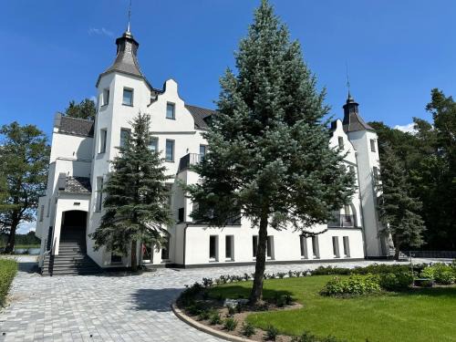 gmina Miłkowice Apartamento | Castle Lakes - Apartamenty