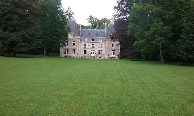 Nantois Otro | Castillo de vacaciones en Francia (250m²) Parque de 7,5 hectáreas, piscina, río romántico