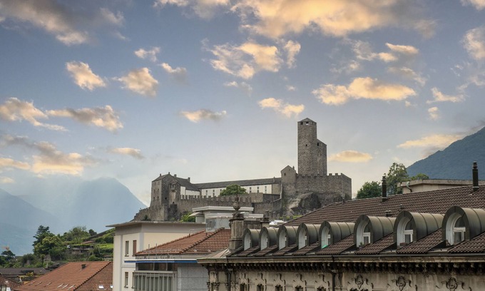 Bellinzona Apartamento | Castle view, Bellinzona, Switzerland