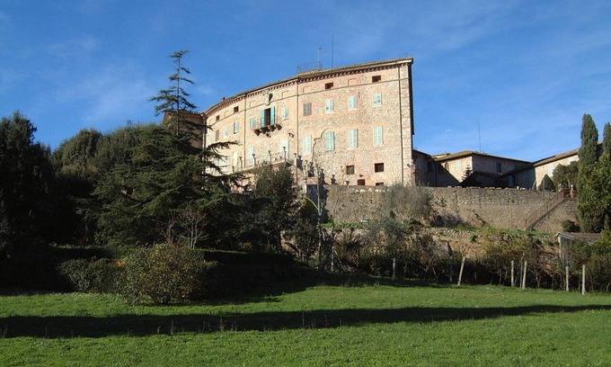 Sovicille Otro | Castle Villa Lechner A retreat of yesteryear among the Tuscan hills
