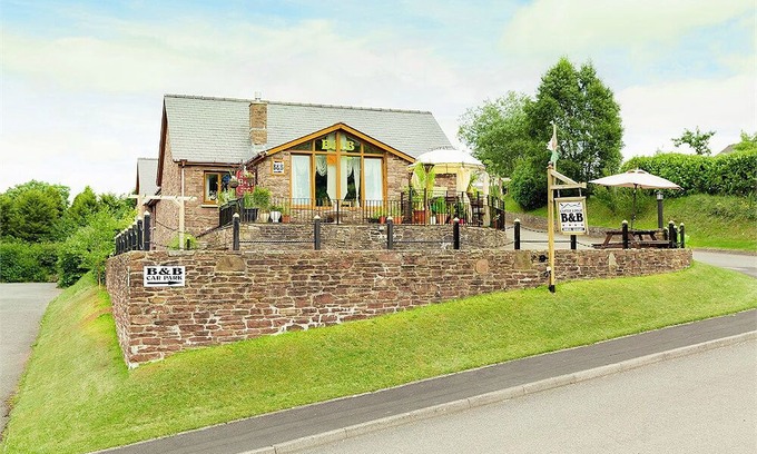 Defynnog Hotel | Castlelodge