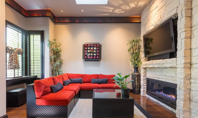 Eureka Valley Casa | Castro Bali Oasis with Garden Hot Tub/Fast Internet/Parking