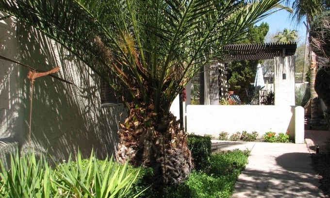 Tucson Casa | Casual, Elegant Patio Townhouse - Very Special!
