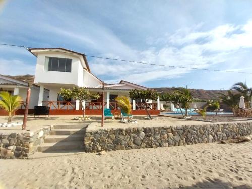 Punta Sal Apartamento | Casuarinas del Mar Chalet Playa Caballito de Mar
