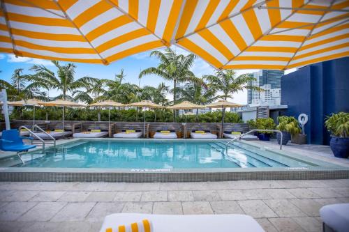 City Center Hotel | Catalina Hotel & Beach Club