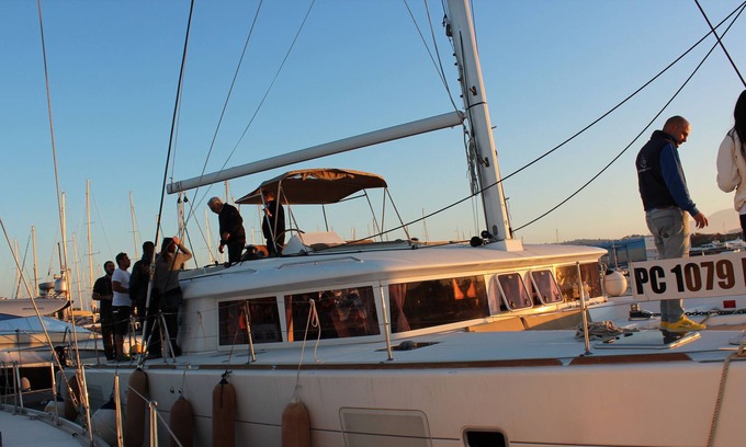 Pineta Alquiler De Eote | Catamarano Mauticat Boat & Breakfast