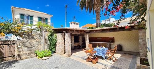 Vila Baleira Casa | Catavento