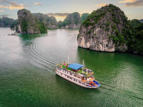 Cat Hai Alquiler De Eote | Catba Sunlight Lan Ha Cruise