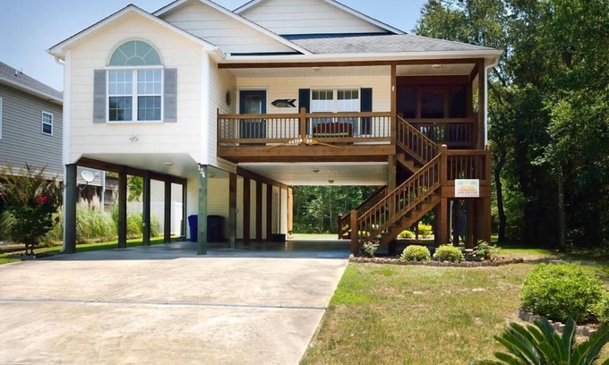 Tranquil Harbour Casa | Disfruta de 22-Beautiful, 3 Bdrm-2 Bath Home (Sleeps 8) con Privacidad y Confort