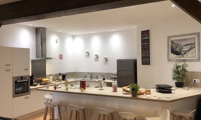 Cauterets Apartamento | Cauterêts Grand Appart 130M² en la planta baja 4Ch + sala de juegos, cocina americana, sala de estar