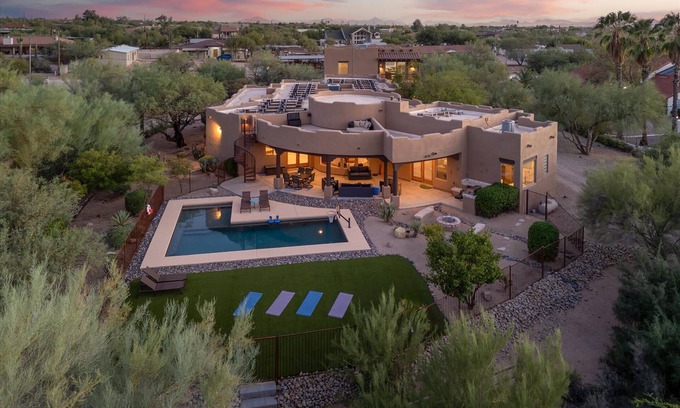 Pinnacle Peak Casa | Cave Creek Luxe 5BR w/Casita Pool & Views!